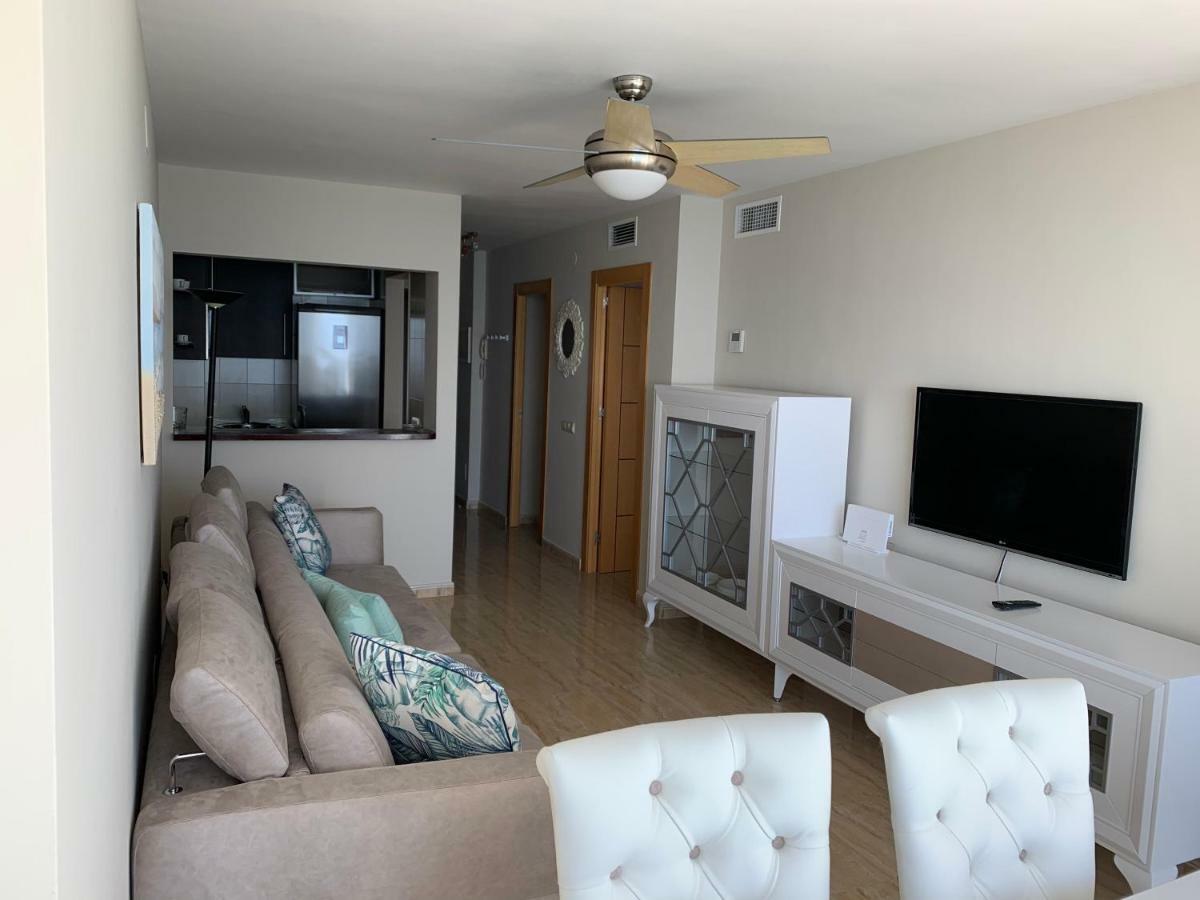 Apartament Aguamarina On The Beach Front Appartamento Mijas Costa Esterno foto